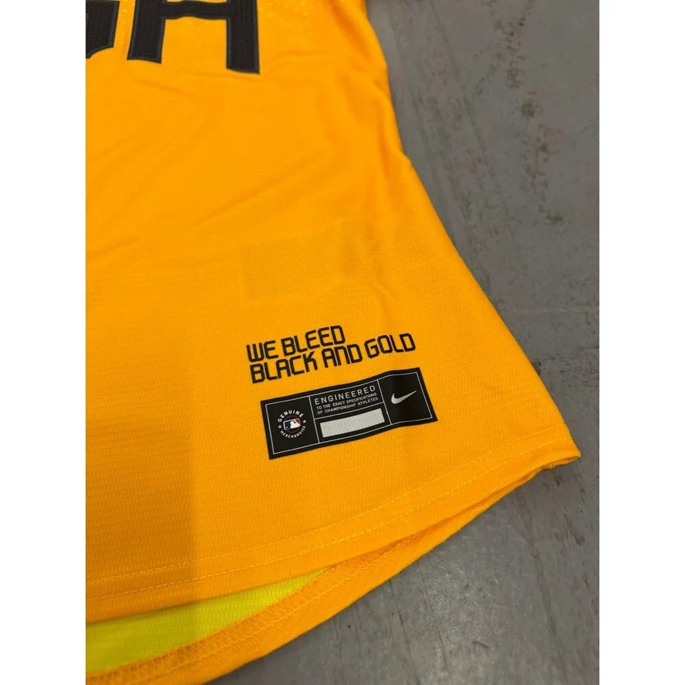 Ke’Bryan Hayes Pittsburgh Pirates City Connect Nike NWT Women’s MLB Jersey